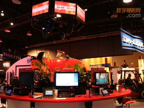 DA-LITE多款投影幕亮相Infocomm2010
