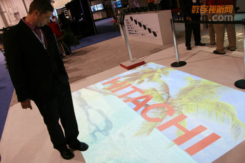 �������ӽ���ʽͶӰ�C����Infocomm2010