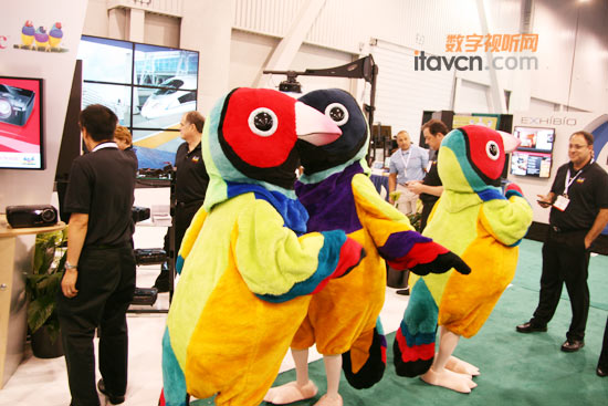 ����չ�_�ɐ۵ĺ��\�B