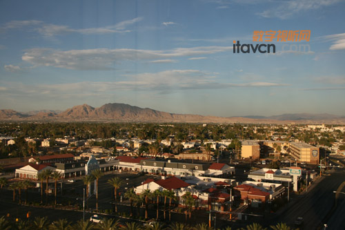 Infocom2010 ��˹�S��˹�־��S����