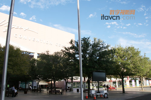 Infocom2010 ��˹�S��˹�־��S����