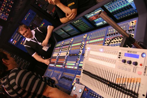 Infocomm2010 Midas�Ƴ������{���_