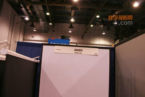 OSKAREEN多款投影幕亮相Infocomm2010