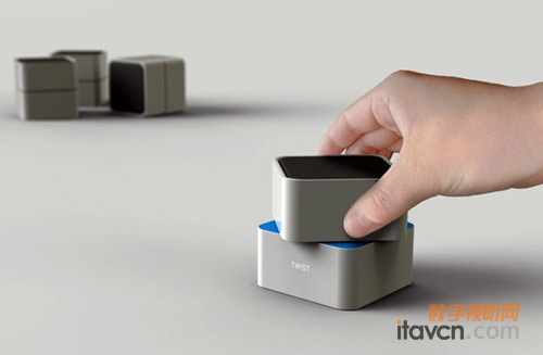 ����Ť���{������Twisted Speaker