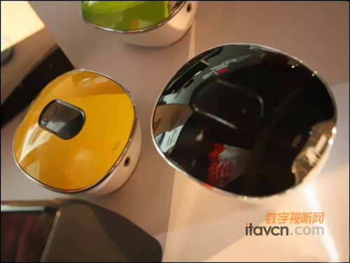 多彩水晶石 三諾ispeak110音箱炫動上市