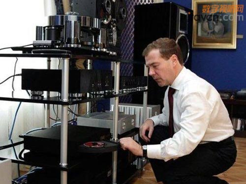 俄羅斯總統梅德韋杰夫的發燒音響