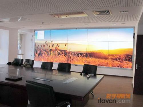 雙旗3×5液晶拼接入駐華北電網監控中心