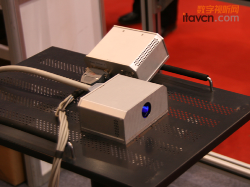 巨像科技顯示技術(shù)驚艷第十屆大屏幕展