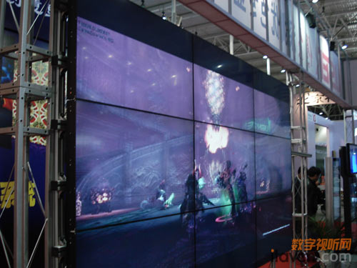 9塊液晶單元拼接成的大屏幕拼接顯示系統