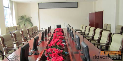 ʹ��ITAV�п�ϵ�y�ĕ��h��