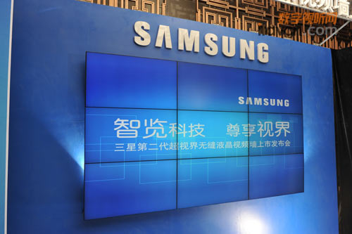 三星第二代超視界無縫液晶拼接視頻墻UD55A