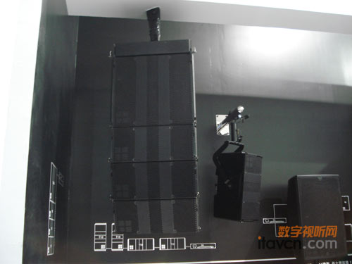 d&b audiotechnik T-Series線性陣列