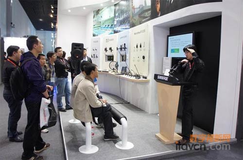 產品演示與講解