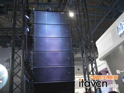 西班牙原裝進口的aero 50大型線陣列揚聲器