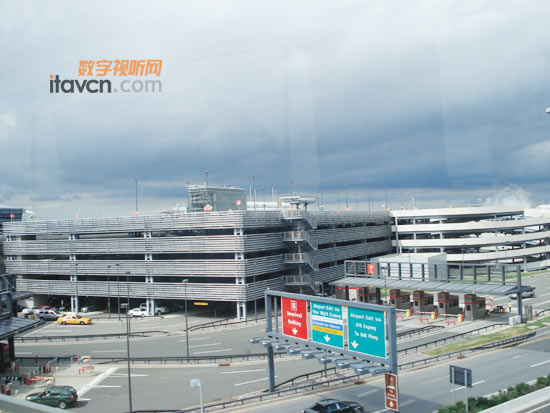 ����infocomm2011֮�У��C�����ͣ܇��