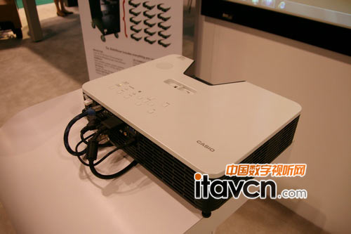 卡西歐激光LED投影機