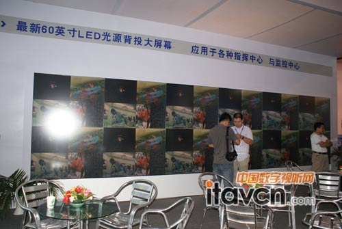 ����60Ӣ��LED��Դ��Ͷ����Ļ