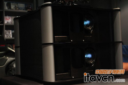 RUNCO D73d采用雙投設(shè)計