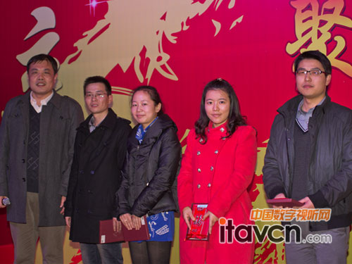 ��˾��2011���ڹ�����λ�ϱ��F�����ĆT���M�б���