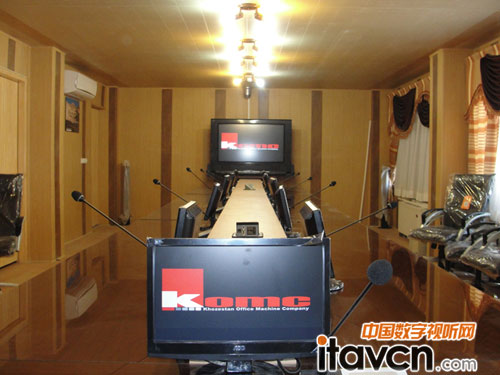 YMIOO���hϵ�yȫ���b������KOMC���h��