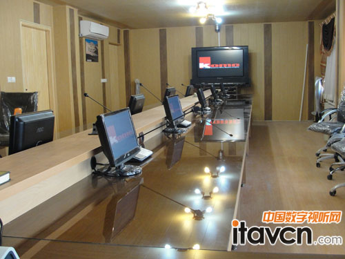 YMIOO���hϵ�yȫ���b������KOMC���h��