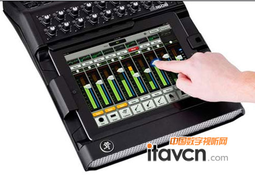 Mackie推DL1608 iPad無線控制調(diào)音臺