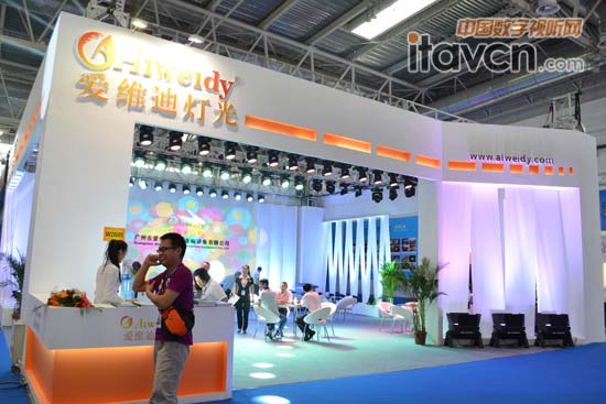 �۾S�ϟ���չ�_