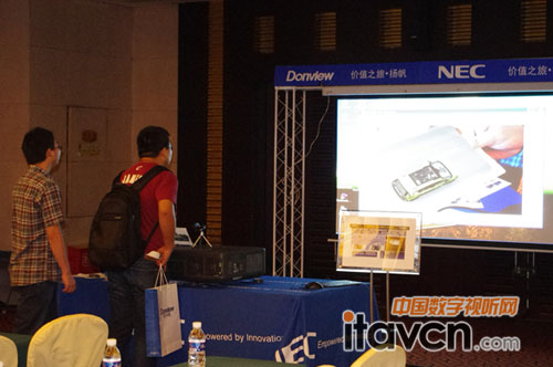 ����(qi��ng)�F(xi��n)��(sh��)-1�_(t��i)NEC PX700W+