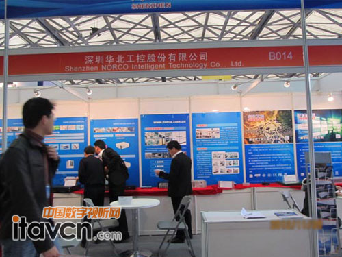 �A������չλ