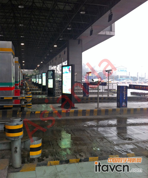 ��Ѹ�_����·���^�V��C���ڳ������