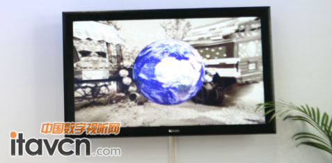 CES開幕,朗辰REALCEL展出新一代55英寸裸眼3D