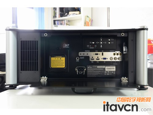 Runco X-200i投影機(jī)接口