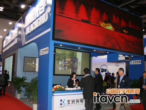 ������չ�_