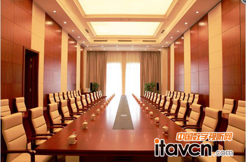 �F��������C�������F�e�d��(n��i)���DƬ