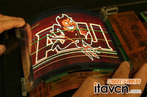 美制造出世界上最大OLED彩色柔性顯示器