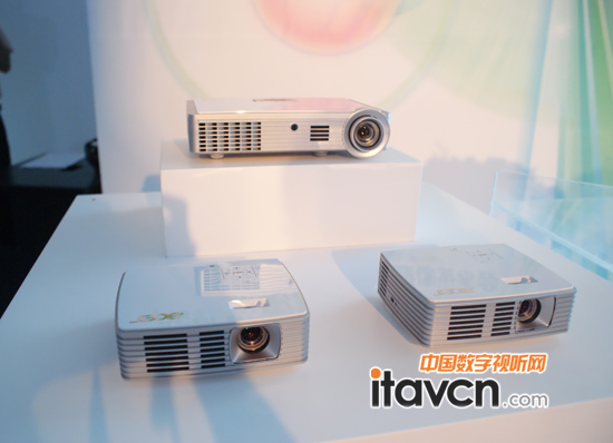 �����ʽ�l��K132��K135��K335��������yLEDͶӰ�C��Ʒ