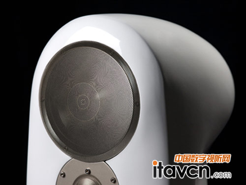 Sopran 3路(五個(gè)單元)是創(chuàng)造性構(gòu)想和聲學(xué)物理的組合