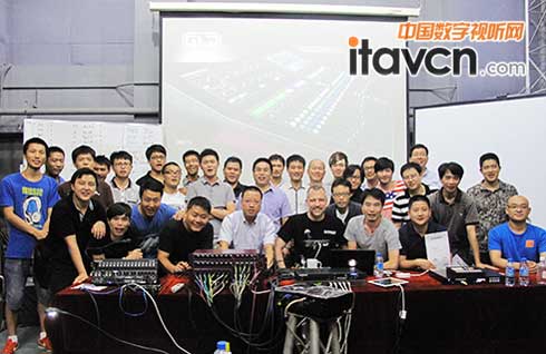 ������Ӗ��ȫ�T��Ӱ