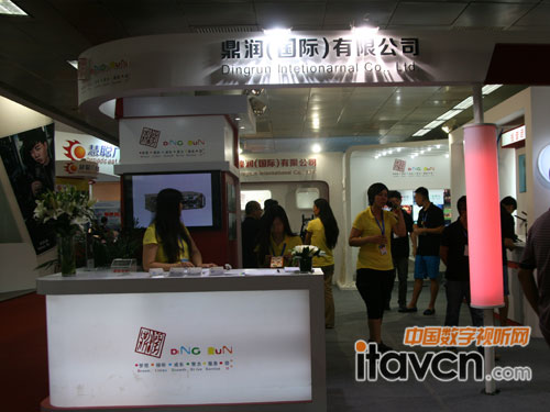 ��������չ�_