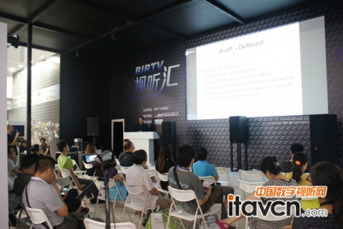 BIRTVҕ �R��ken skok�� �V����_IP Audio��Q�����������v