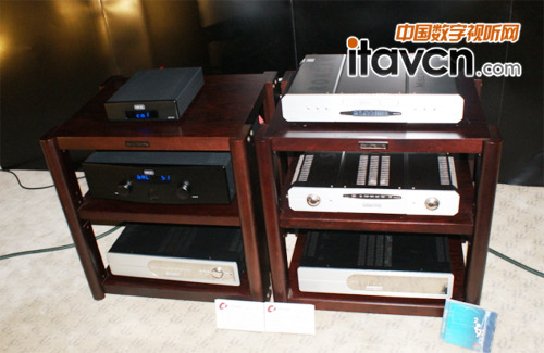 Roksan樂圣 Caspian M2 CD和Caspian M2 AMP