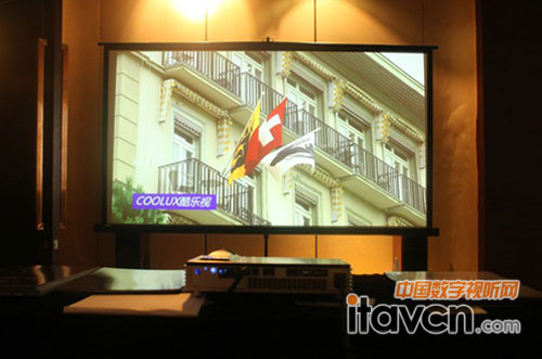 �����µ�׿Խ���F