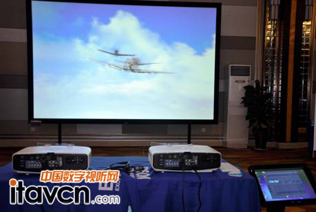 <���屻�����wͶӰ����չʾ-1>