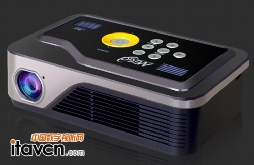 全球首推超長待機微型投影機