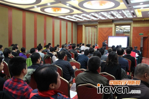 ���ܣ��Ї����ą�������ʹ��ϣ�֮a(ch��n)Ʒ��ʾ