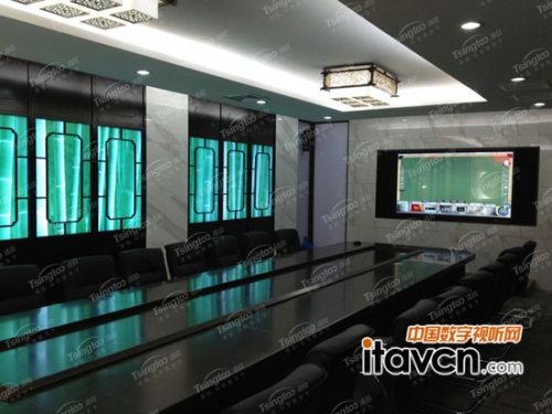 清投84寸液晶白板空降某集團會議中心