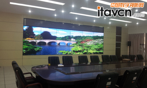 ��Ͷ3X6Һ�������ڶ�ʩĳ�h����