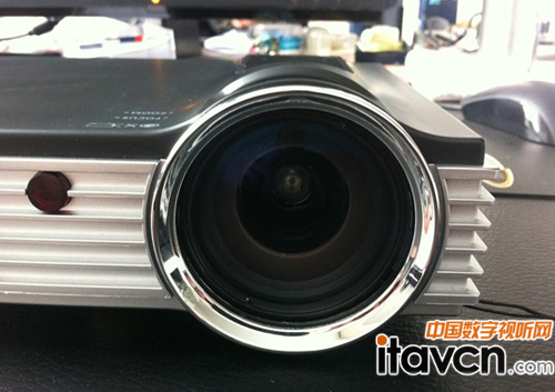 酷樂視S2鏡頭特寫