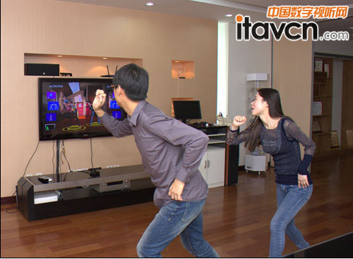 宅動:全球首款3D云體感運動機