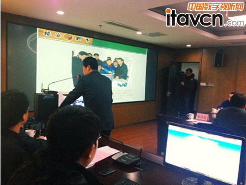 T-Showϵ�y(t��ng)����2013��ĸ߽���(hu��)�c������(hu��)